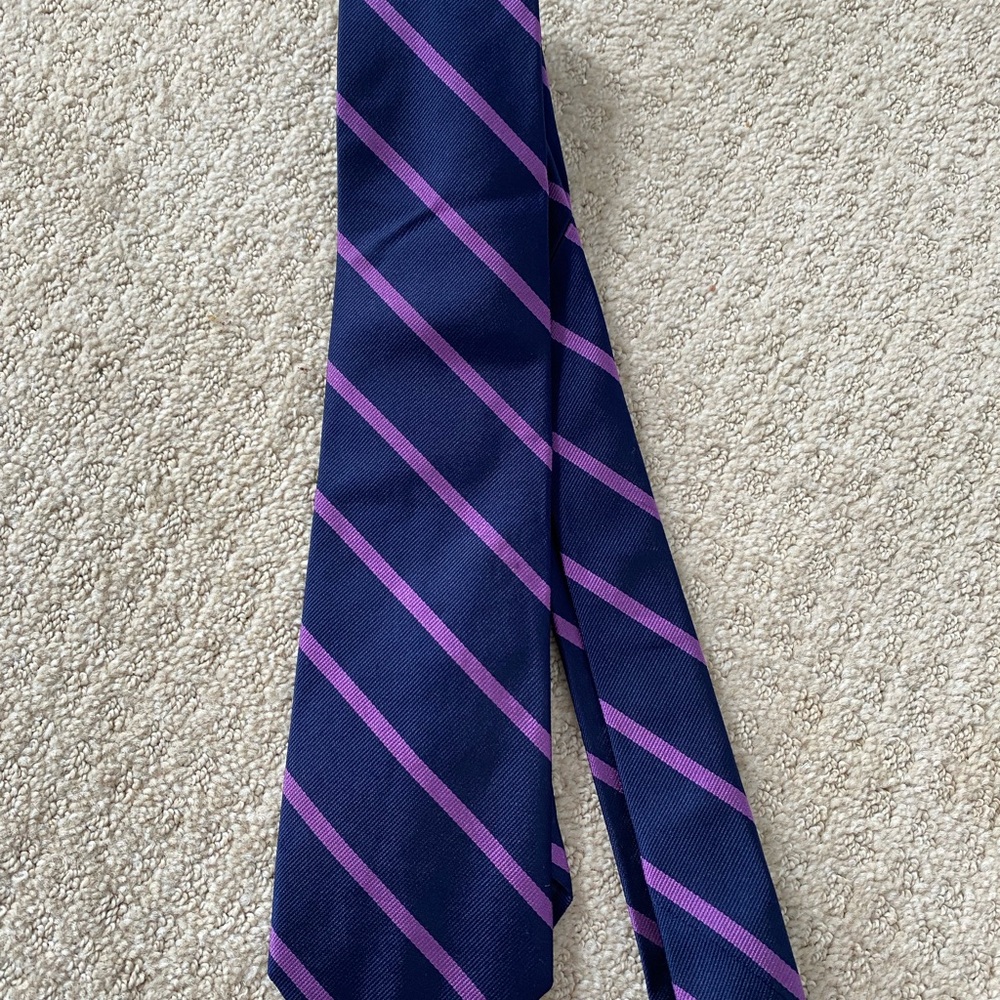 Brooks Brothers Rep 3 Navy and Purple Striped Silk Men's Tie